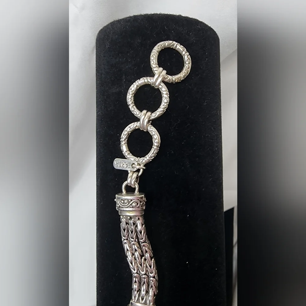 Sarda sterling silver floral panel toggle bracelet.